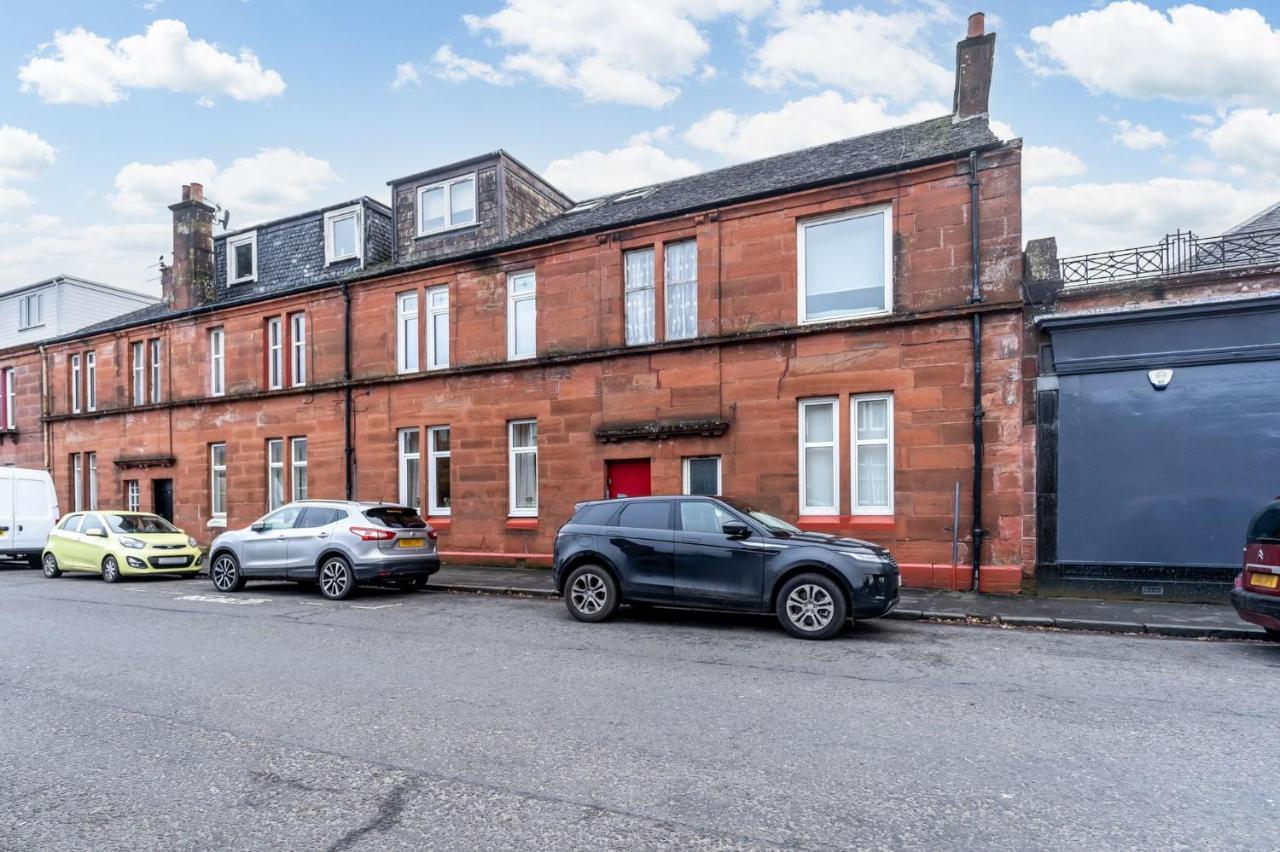 The Garden Flat, Loch Lomond Apartment อเล็กซานเดรีย ภายนอก รูปภาพ